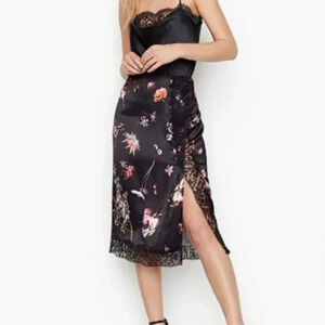 black midnight garden